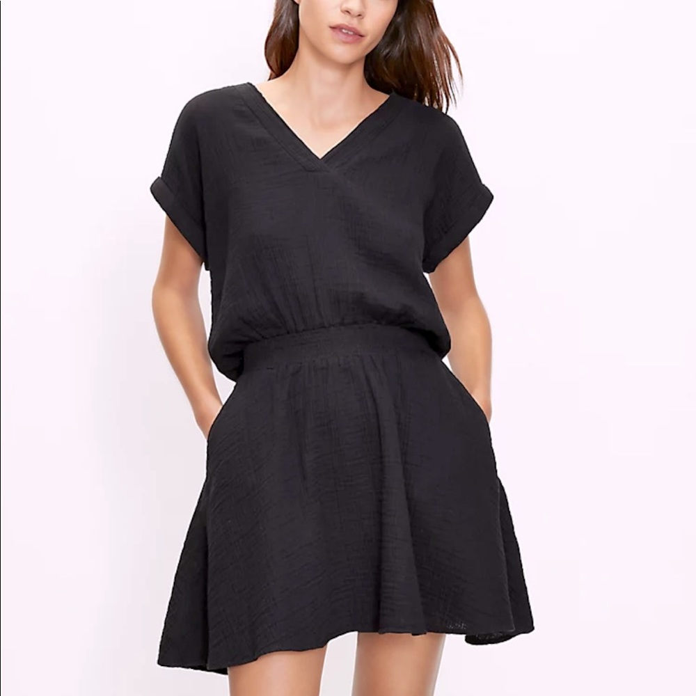 NWT Lou and Grey Triple Cloth V Neck Dress sz S